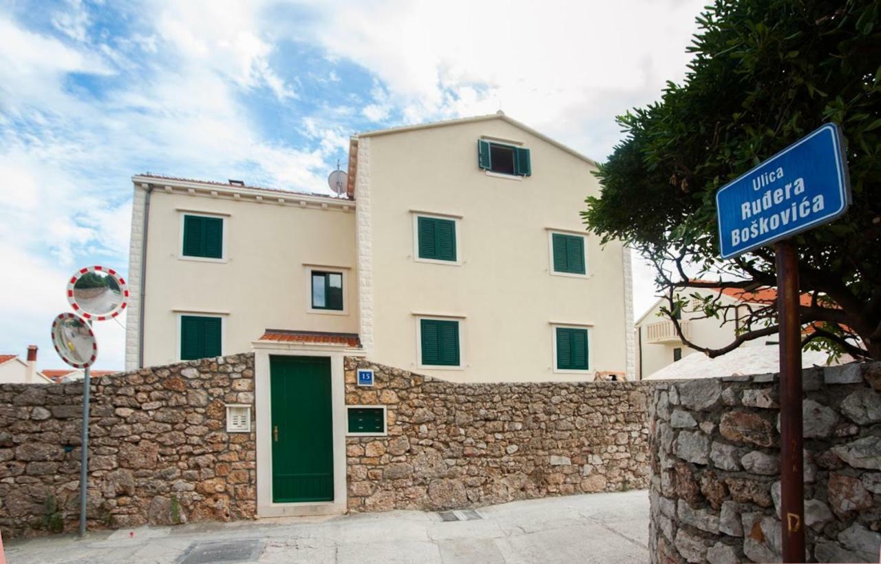 House Koloc Apartment Bol Exterior foto